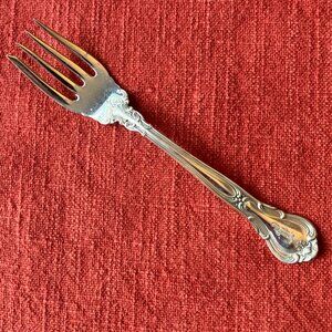 CHANTILLY BY GORHAM STERLING SILVER INDIVIDUAL FISH FORK 5 3/4 INCHES W/MONOGRAM